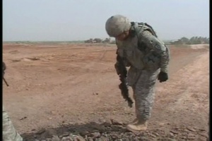 MND-B Soldiers Stop Enemy Traffic