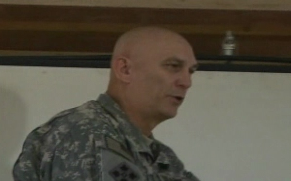 Gen. Odierno Visits Troops