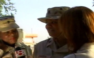 Pam Elliot with Indiana Soldiers