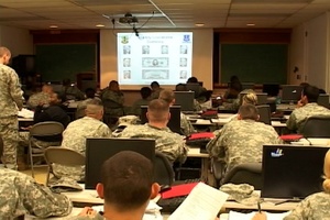Finance Soldiers Learn the Skills to Pay the Bills