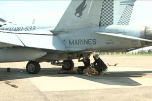 Air Force News: VMFA(AW)-533 Powerlines Run the Flight Line
