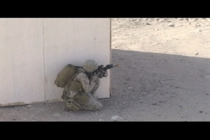 22nd Marine Expeditionary Unit Conducts Dismounted Training