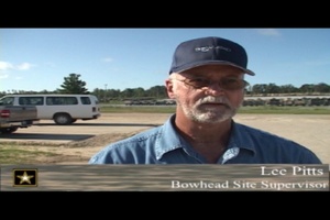 Bowhead Logistics Unloads Humvees
