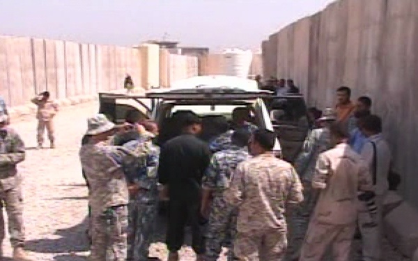 Military Police Train Iraqi Police