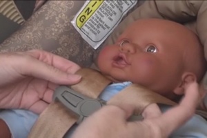 La. National Guard Soldiers Support Car Seat Safety