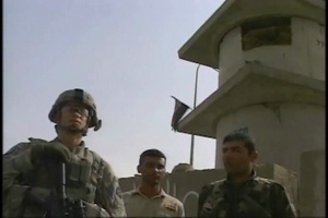 U.S. and Iraqi Soldiers Work Together