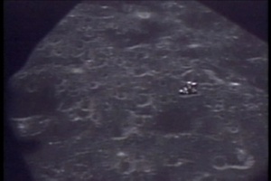 Daily News Update: Lunar Artist