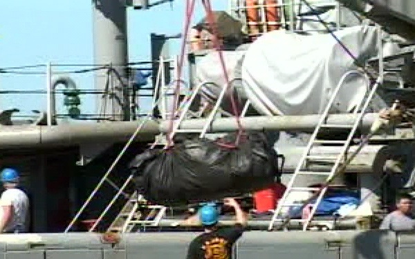 USNS Grasp (ARS 51) Pulls into Guantanamo Bay, Part 2