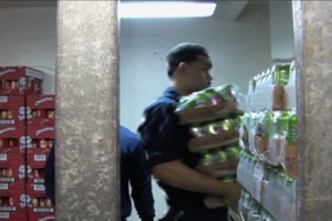 Daily News Update: Nimitz Store Attendants Provide Sailors Needs