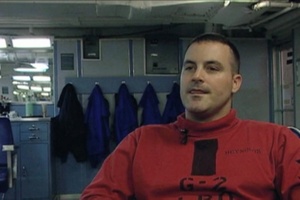 Daily News Update: Barber Helps Sailors Save