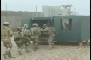 Soldiers Training Iraqi Forces