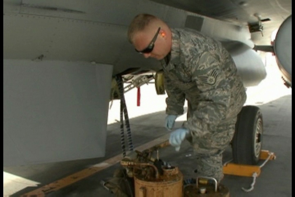 DVIDS - Video - Maintainers Ensure F-16 Flies 30 Straight Code 1 ...