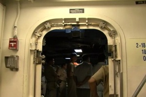 Colombian Officials Tour USS Freedom