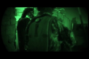U.S. Soldiers and Iraqi Federal Police Hand Out Water Filters