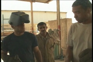 Welder Teaches Iraqi