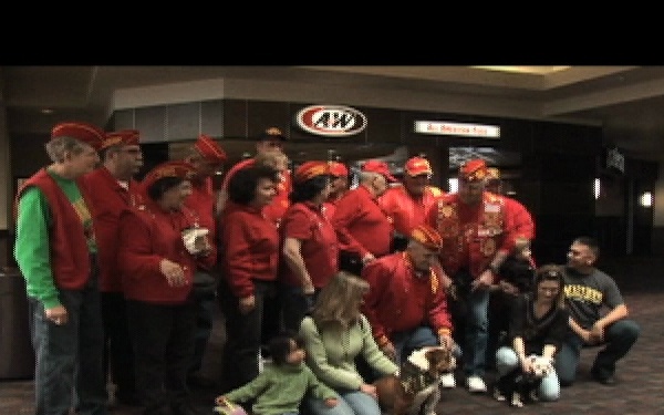 Warrior Games Staff and Marine Corps League Members Greet Warrior Games Ath