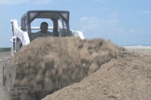 La. National Guard Puts Finishing Touches on Hesco Baskets in LaFourche Par