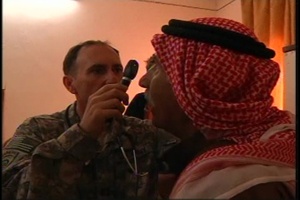 Iraqi and U.S. Doctors Work Together