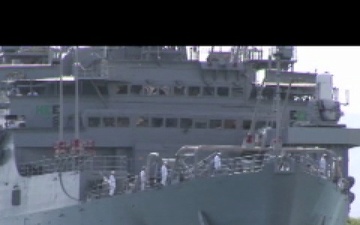 USS Comstock (LSD 45)  Arrives
