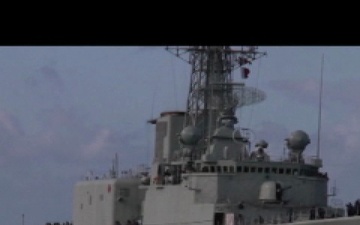 HMCS Algonquin Arrives at JBPHH for RIMPAC