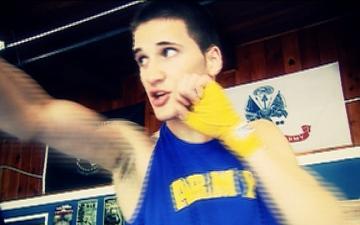 Armed Forces Boxing 2010: 132 lb Weight Class &amp; Female Exhibition