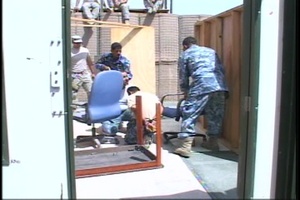 MPs Conduct Iraqi Police Tactics & Raid Training