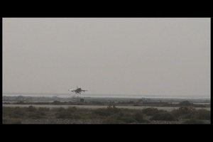 Jordanian F-16 Fighting Falcon Lands at Azraq Air Base