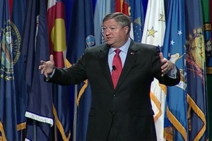 Minuteman Report - Spouses Attend Senior Leadership Conference