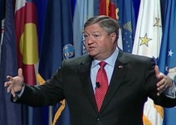 Minuteman Report - Spouses Attend Senior Leadership Conference