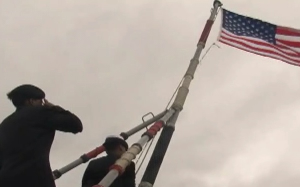 USS George Washington Pulls Into Yokosuka, Japan - Package