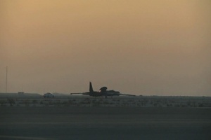 99th ERS U-2 Dragon Lady Lands and Taxis