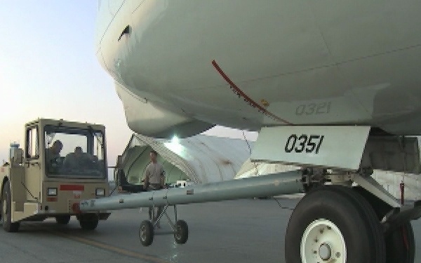 E-3 Sentry Lands and Taxis