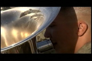 10th Mountain Division Band Brings Holiday Cheer With a Concert for the Troops - Part 1