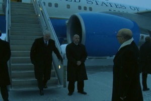 Secretary of Defense Robert Gates Arrives in Ottawa