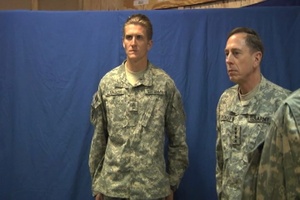 GEN Petraeus Bestowing the Silver Star