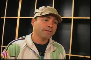 Oscar De La Hoya Visits Troops in Iraq, Part 1