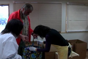 Air Station Residents Donate Items For Disaster Relief