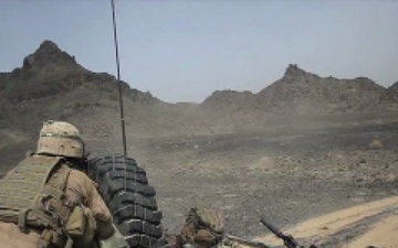 3rd LAR Marines Attack Key Insurgent Border Hub