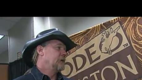 Command Performance: Trace Adkins