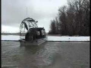 Michigan-based Coast Guardsmen assist Red River flood victims