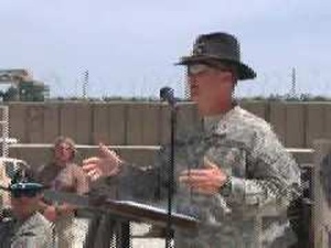2SCR Commander Gives Redeployment Speech to Troops