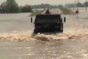 Arkansas Guard Helps Fight Flood Waters
