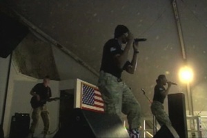 The Band at Bagram - Package, Short