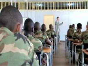 MP's Train Suriname Soldiers Security Tactics