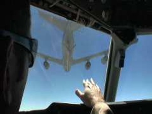 KC-135 refueling KC-10