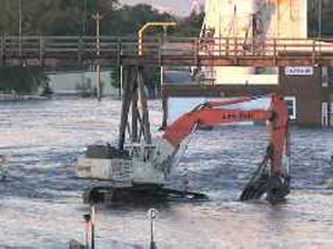 Minot: Foot Bridge Extraction Attempt, Part 1