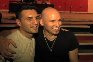 Vertical Horizon Deploys