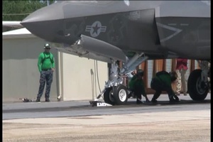 All Hands Update: F-35C JSF Reaches New Milestone