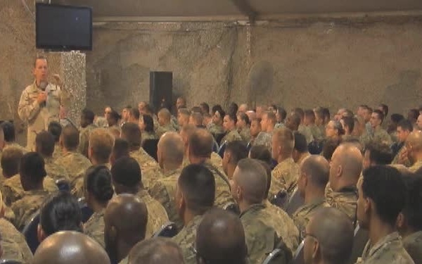 Adm. Mullen Visits Kandahar Airfield