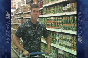 All Hands Update: 2011 Feds Feed Families Food Drive at Naval Station Rota